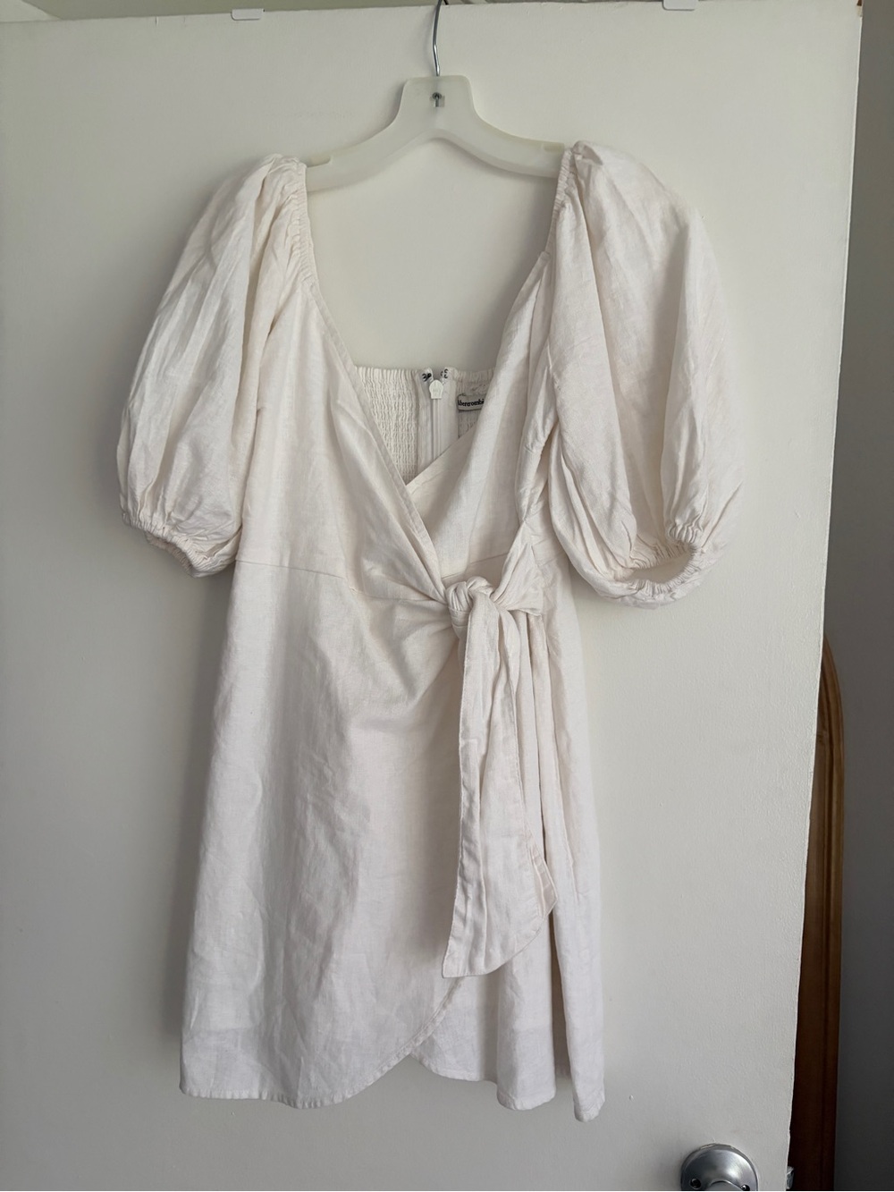 Abercrombie & Fitch Cream White Puff-Sleeve Mini Linen Wrap Dress